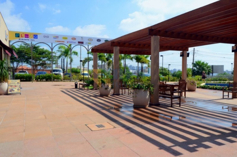 Conjunto Comercial - Bonfim Paulista - Ribeirão Preto Conjunto Comercial - Bonfim Paulista - Ribeirão Preto
