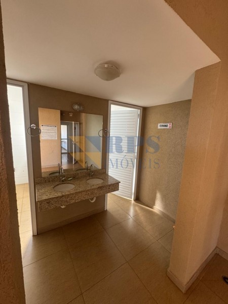Apartamento para alugar com 2 quartos, 66m² - Foto 11