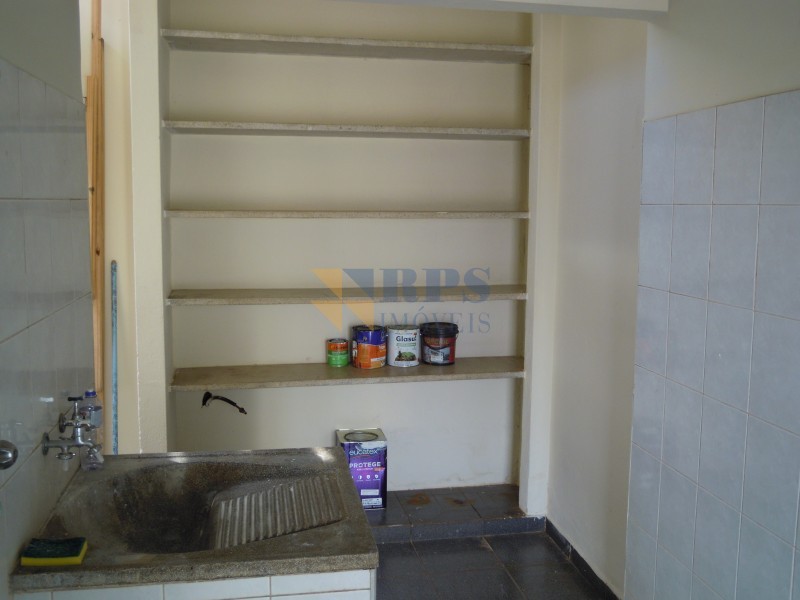 Casa para alugar com 2 quartos, 85m² - Foto 26