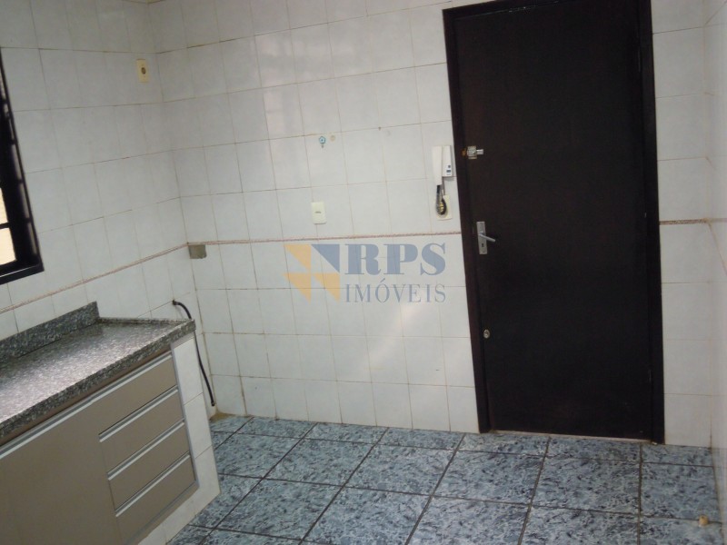 Casa para alugar com 2 quartos, 85m² - Foto 25