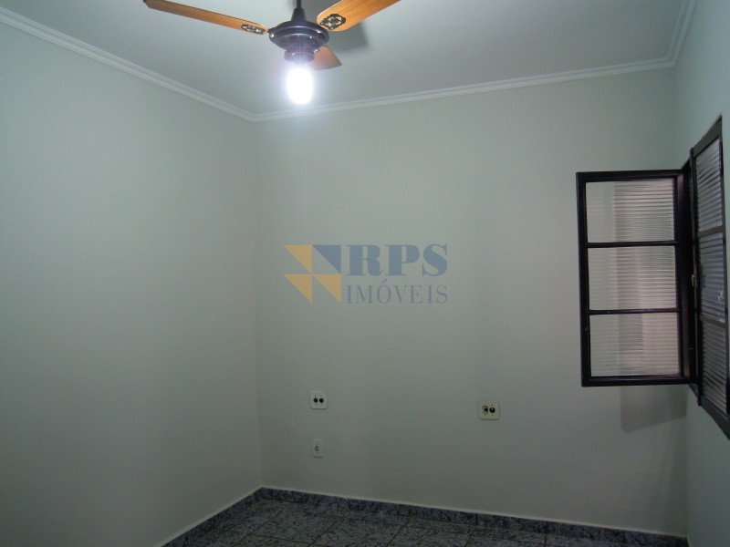Casa para alugar com 2 quartos, 85m² - Foto 13