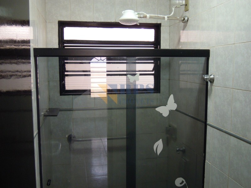Casa para alugar com 2 quartos, 85m² - Foto 17