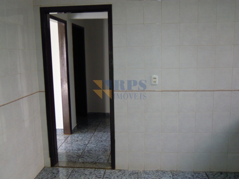 Casa para alugar com 2 quartos, 85m² - Foto 24