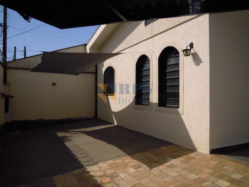 Casa para alugar com 2 quartos, 85m² - Foto 4
