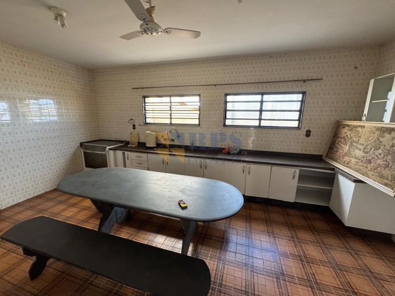 Prédio Inteiro à venda com 5 quartos, 391m² - Foto 11