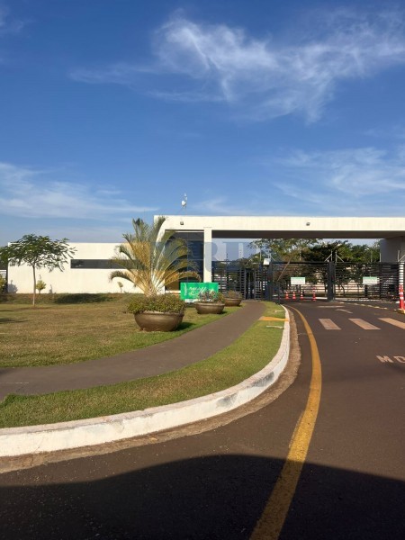 RPS Imóveis - Imobiliária em Ribeirão Preto - Grupo RPS - Gamol Construtora SP - Casa em Condomínio - BOSQUE DE SANTA TERESA - PORTA - Ribeirão Preto